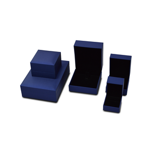 2024新设计热销售蓝色珠宝套装盒环盒吊坠盒项链盒子中国工厂